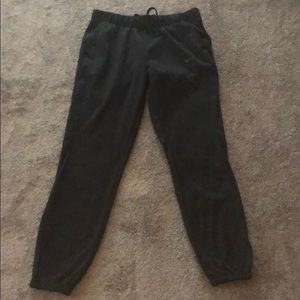 Women’s Nike dri-fit fleece lined sweatpants